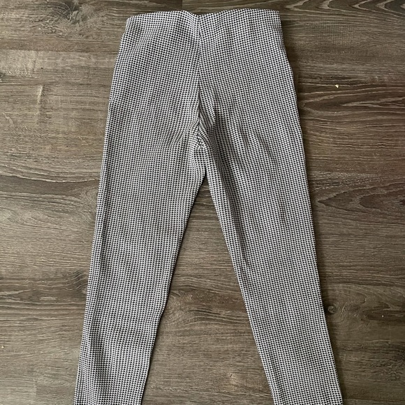 Black + white pants - Picture 2 of 4